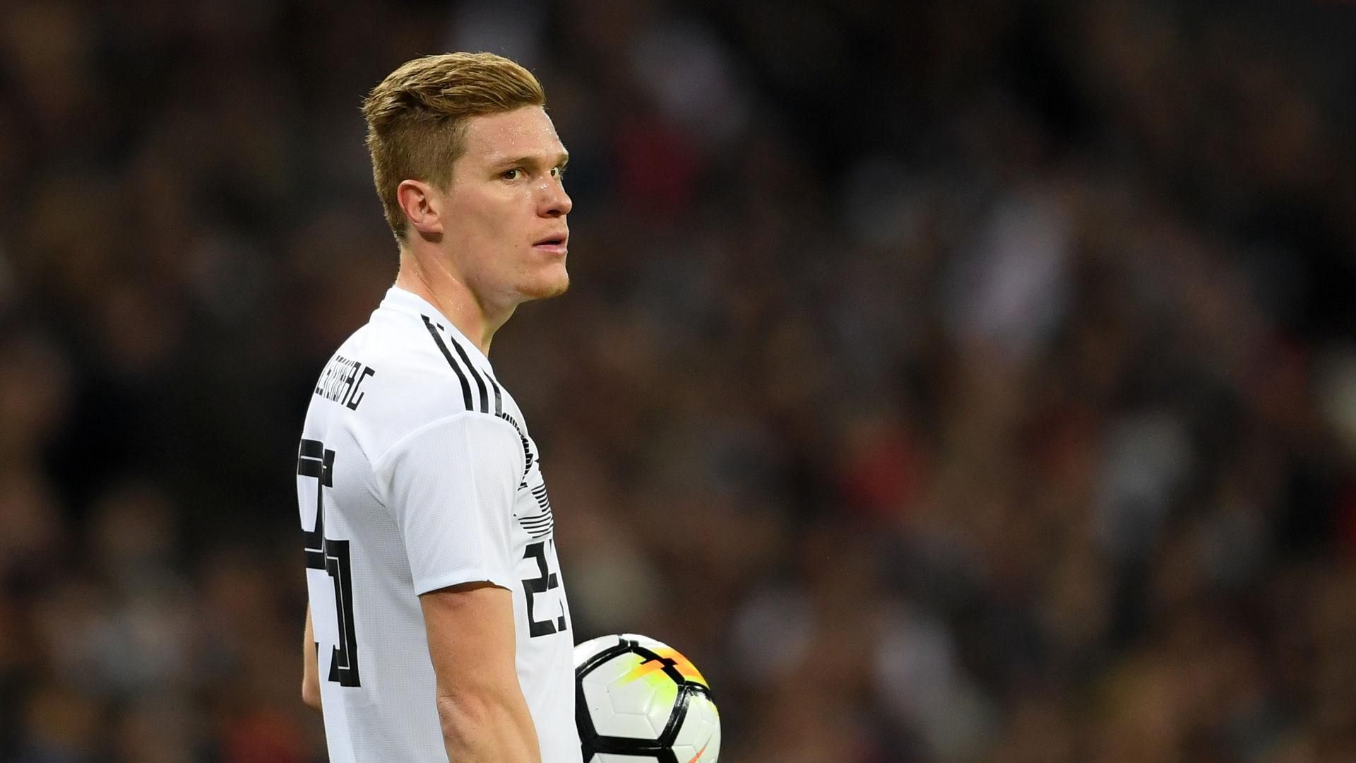 Двое защитников сборной Германии травмировались перед матчем с Украиной Двое защитников сборной Германии травмировались перед матчем с Украиной