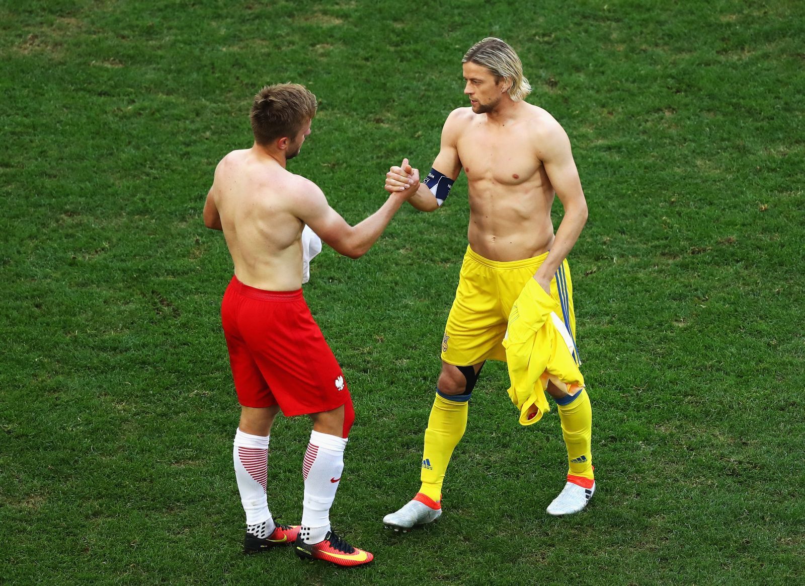 Шок Олисадебе, пас-мем Коноплянки, футболка Тимощука: история встреч Украины и Польши Шок Олисадебе, пас-мем Коноплянки, футболка Тимощука: история встреч Украины и Польши