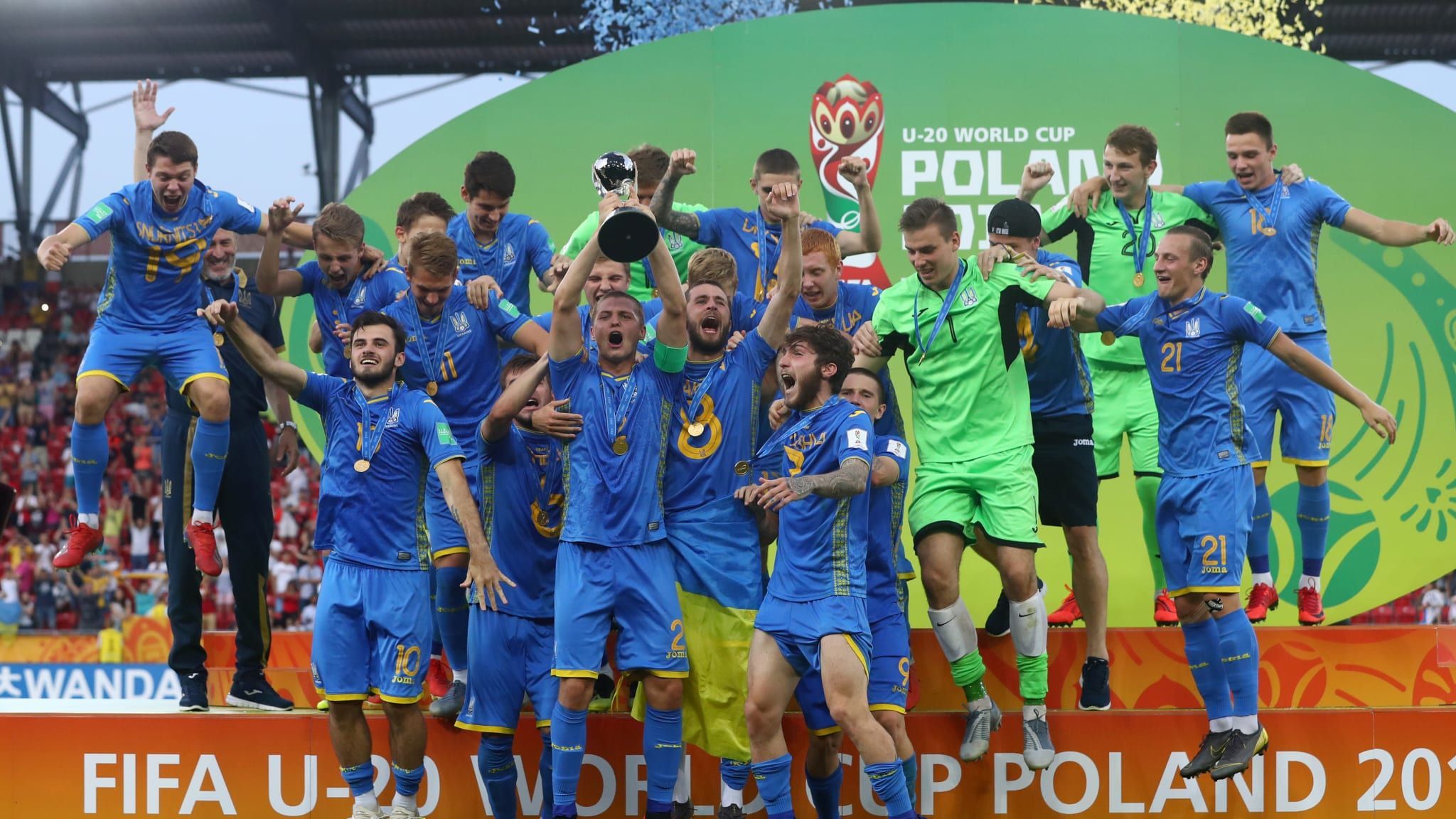 ФІФА скасувала усі молодіжні чемпіонати світу через коронавірус ФІФА скасувала усі молодіжні чемпіонати світу через коронавірус