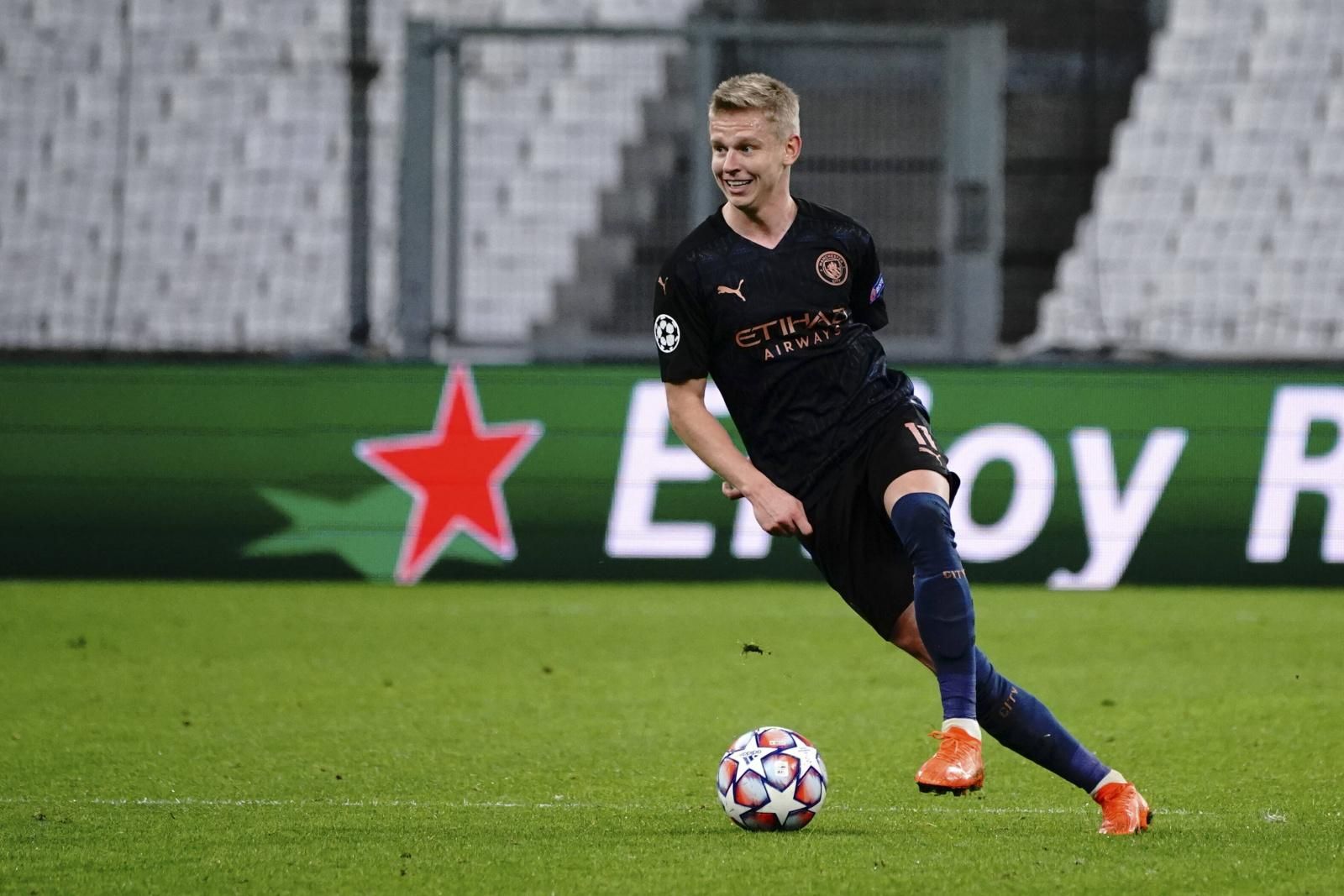 Зинченко получит конкурента – Гвардиола готовит кадровую революцию на космическую сумму Зинченко получит конкурента – Гвардиола готовит кадровую революцию на космическую сумму