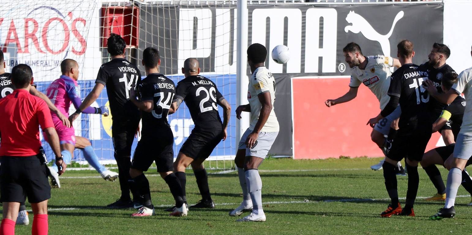 Гол Шахова приносить перемогу АЕКу: відео Гол Шахова приносить перемогу АЕКу: відео