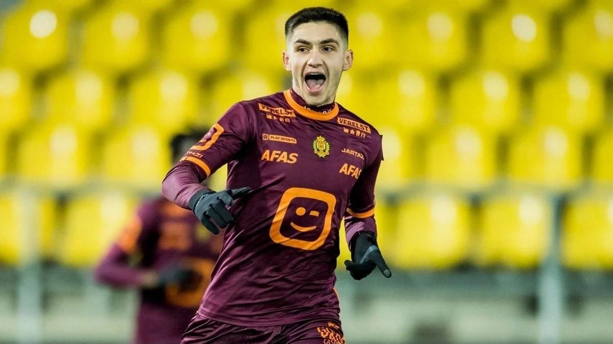 Швед получил травму: сколько матчей пропустит украинец Швед получил травму: сколько матчей пропустит украинец