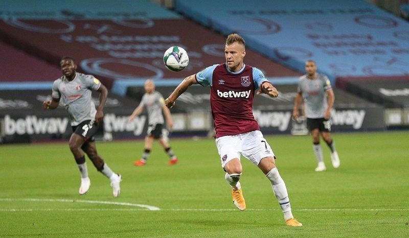 Ярмоленко имел шикарные предложения из Саудовской Аравии и МЛС: почему он отказался Ярмоленко имел шикарные предложения из Саудовской Аравии и МЛС: почему он отказался