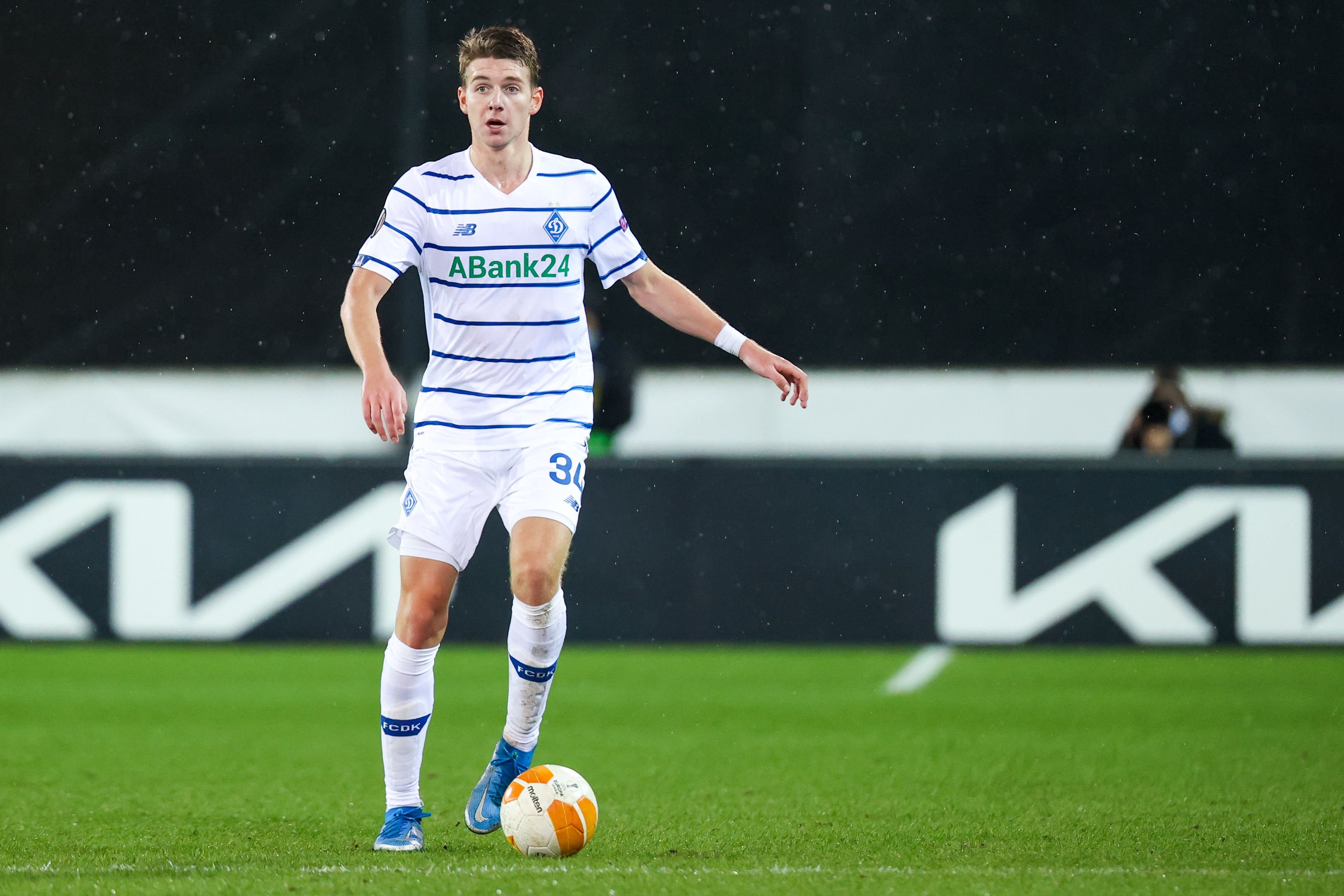 Сирота потрапив у збірну тижня Ліги Європи від УЄФА Сирота потрапив у збірну тижня Ліги Європи від УЄФА