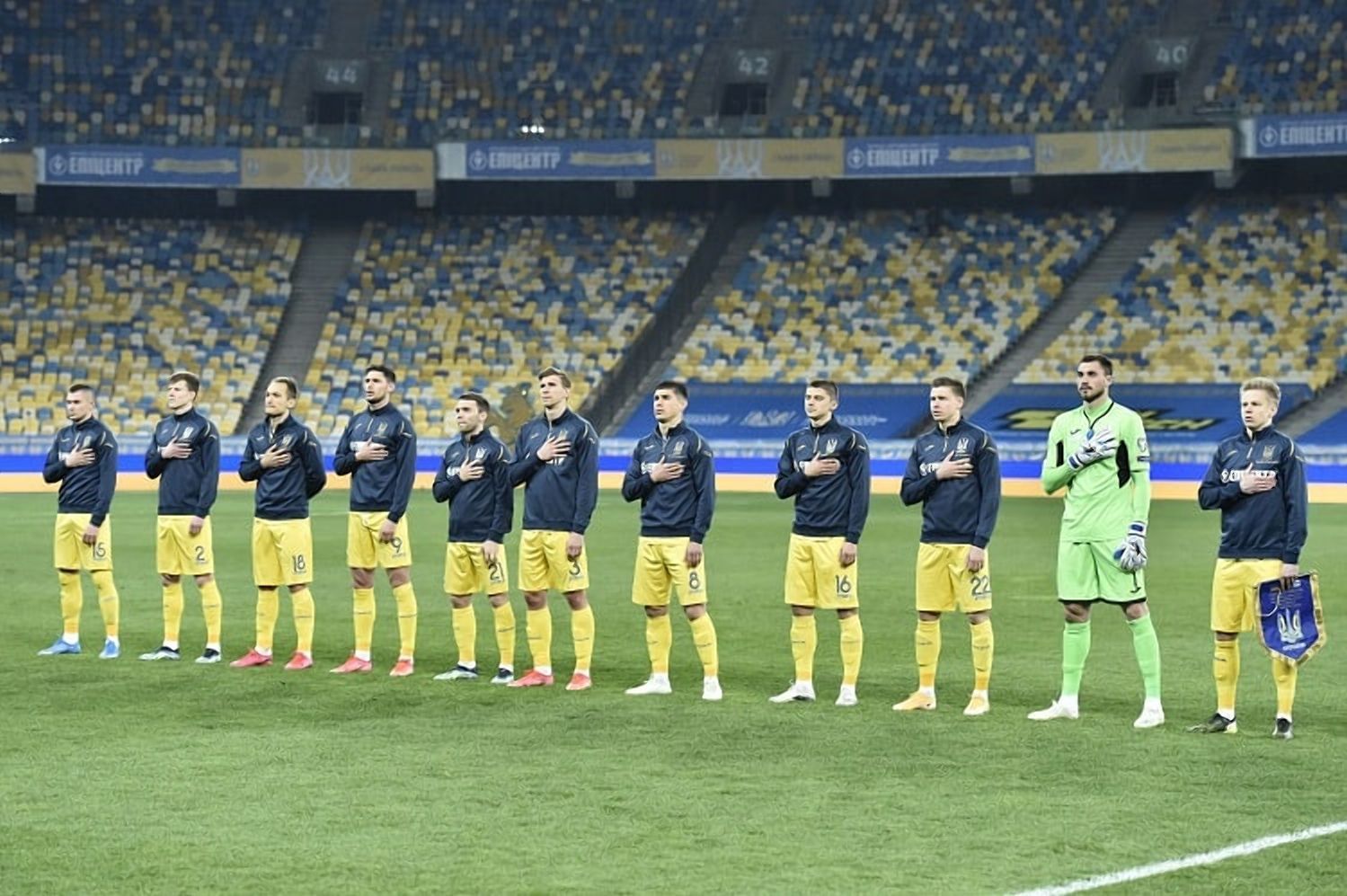 Караваев рассказал, почему Шевченко кричал на игроков во время матча с Финляндией Караваев рассказал, почему Шевченко кричал на игроков во время матча с Финляндией