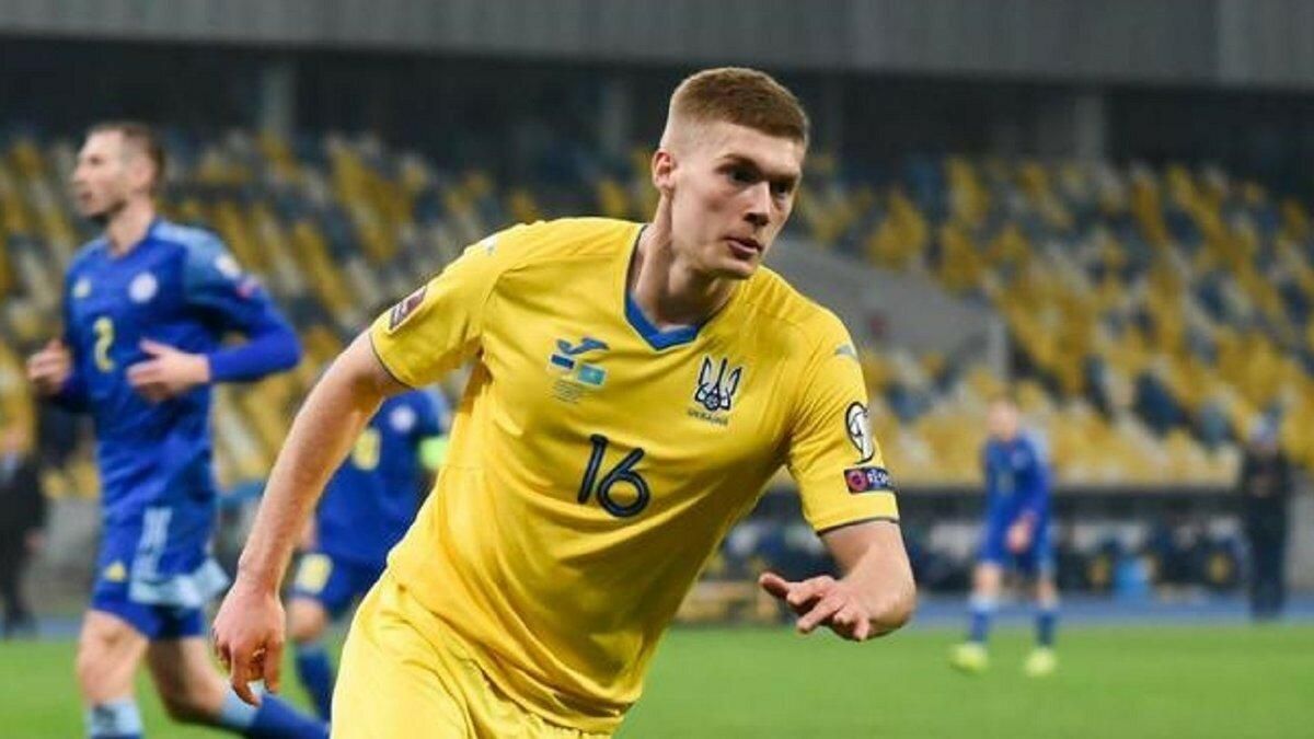 Дебютантом збірної цікавляться європейські клуби – раніше йшлося про інтерес Динамо і Шахтаря Дебютантом збірної цікавляться європейські клуби – раніше йшлося про інтерес Динамо і Шахтаря