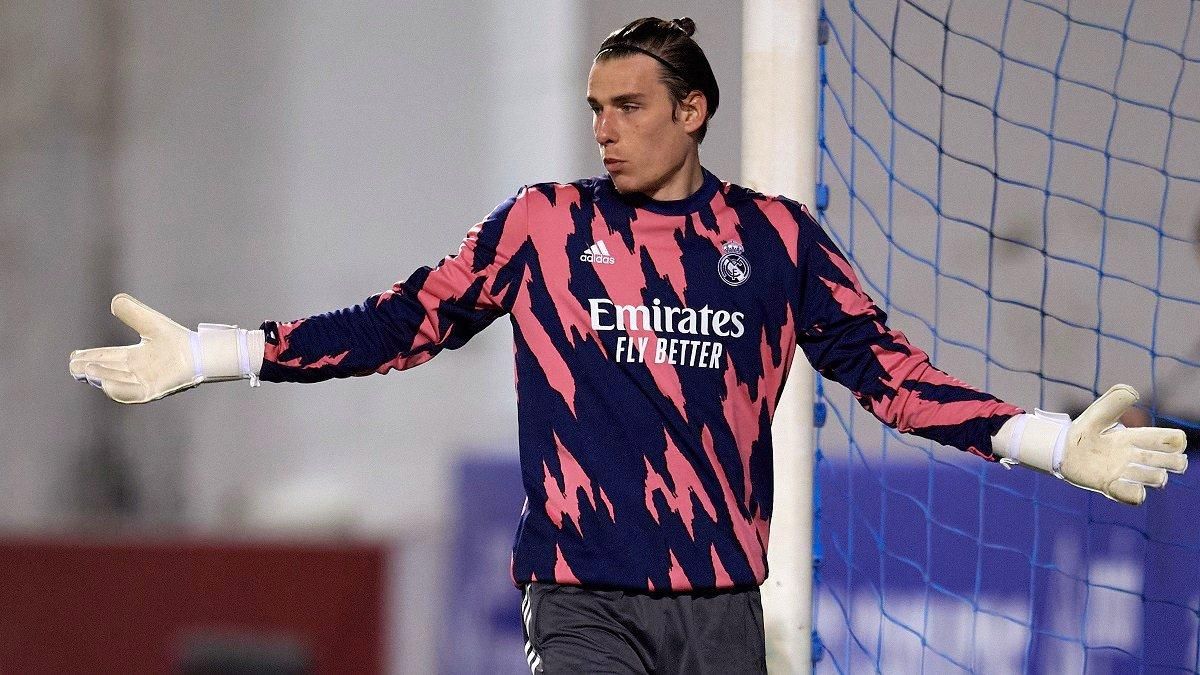 Лунін міг стати заміною легендарного Буффона в Ювентусі Лунін міг стати заміною легендарного Буффона в Ювентусі