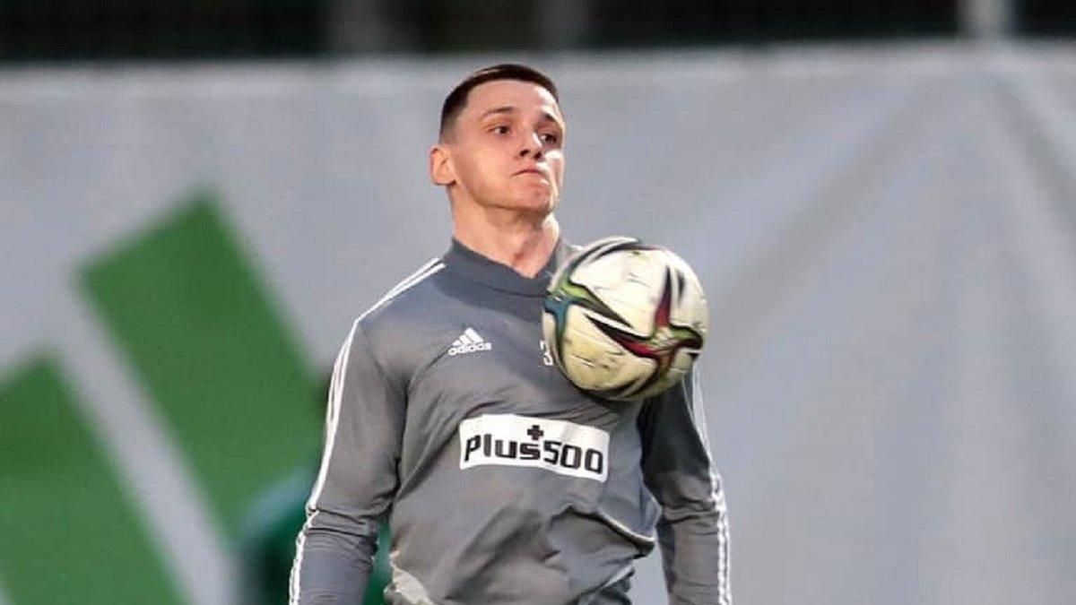 Русин може достроково повернутися в Динамо: Легія втомилася від скандального форварда Русин може достроково повернутися в Динамо: Легія втомилася від скандального форварда