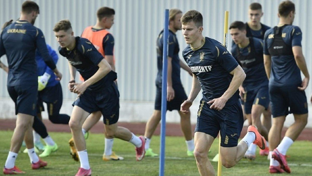 Стартовал заключительный этап подготовки к Евро-2020: прибыли почти все игроки