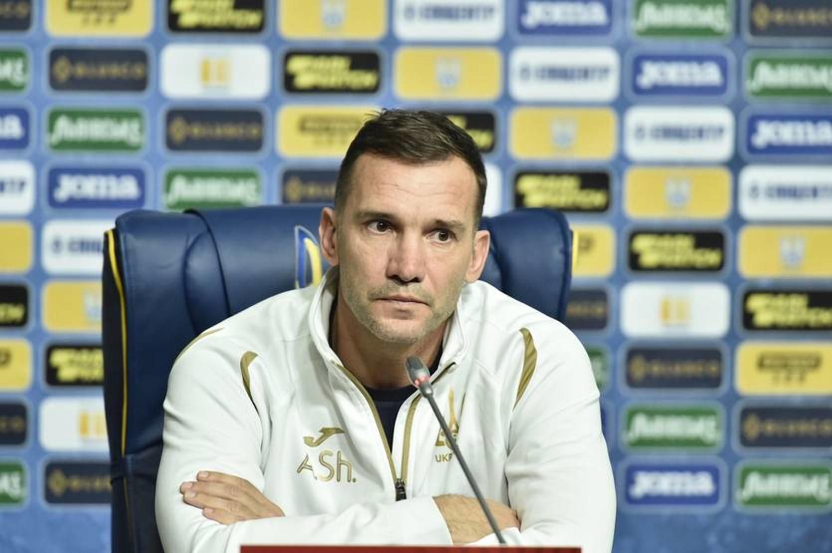 Шевченко закликає футболістів не розслаблятися перед знекровленими Нідерландами Шевченко закликає футболістів не розслаблятися перед знекровленими Нідерландами