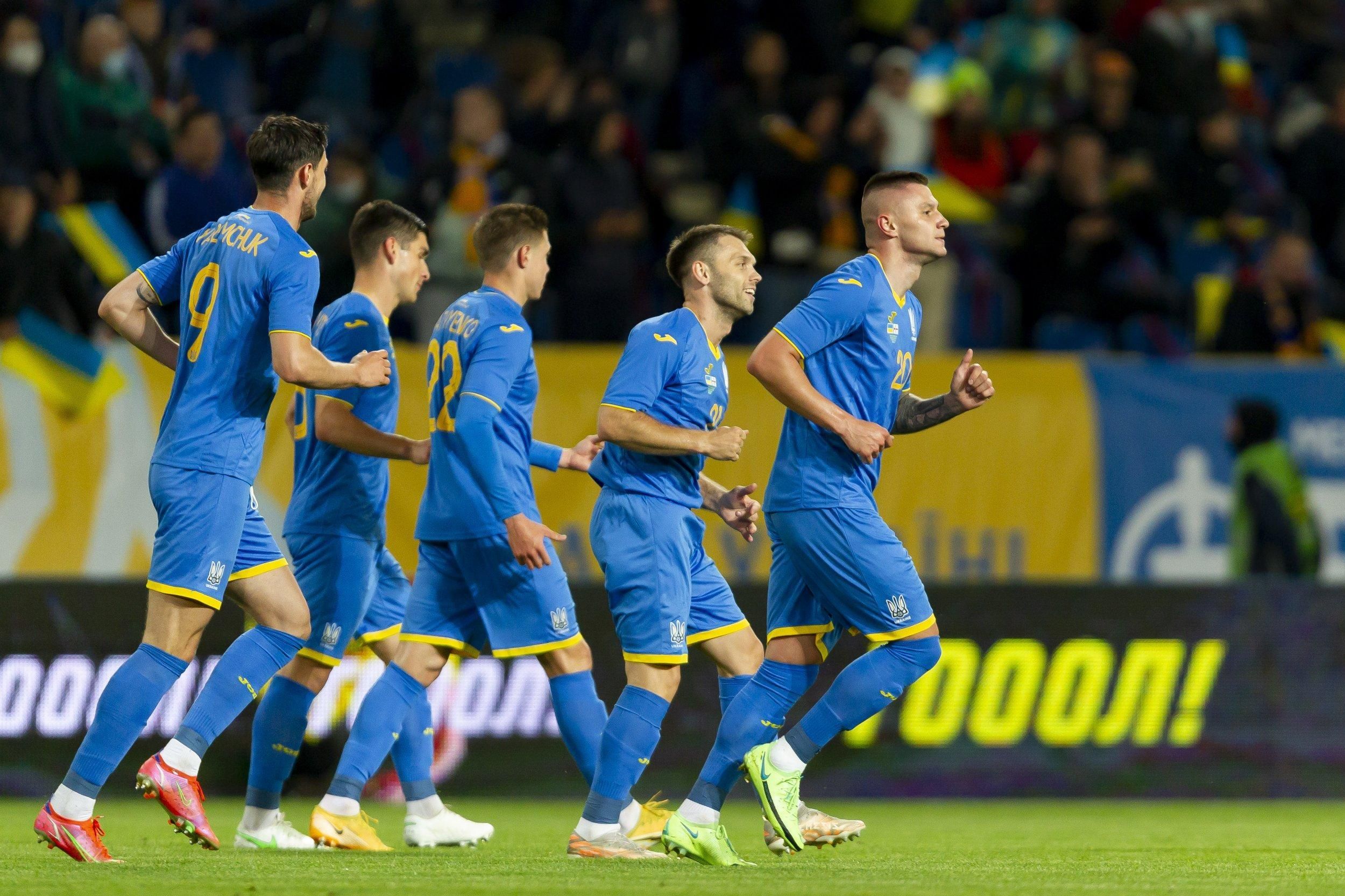 Героям слава: УАФ ведет переговоры с УЕФА, чтобы оставить слоган на форме сборной Героям слава: УАФ ведет переговоры с УЕФА, чтобы оставить слоган на форме сборной