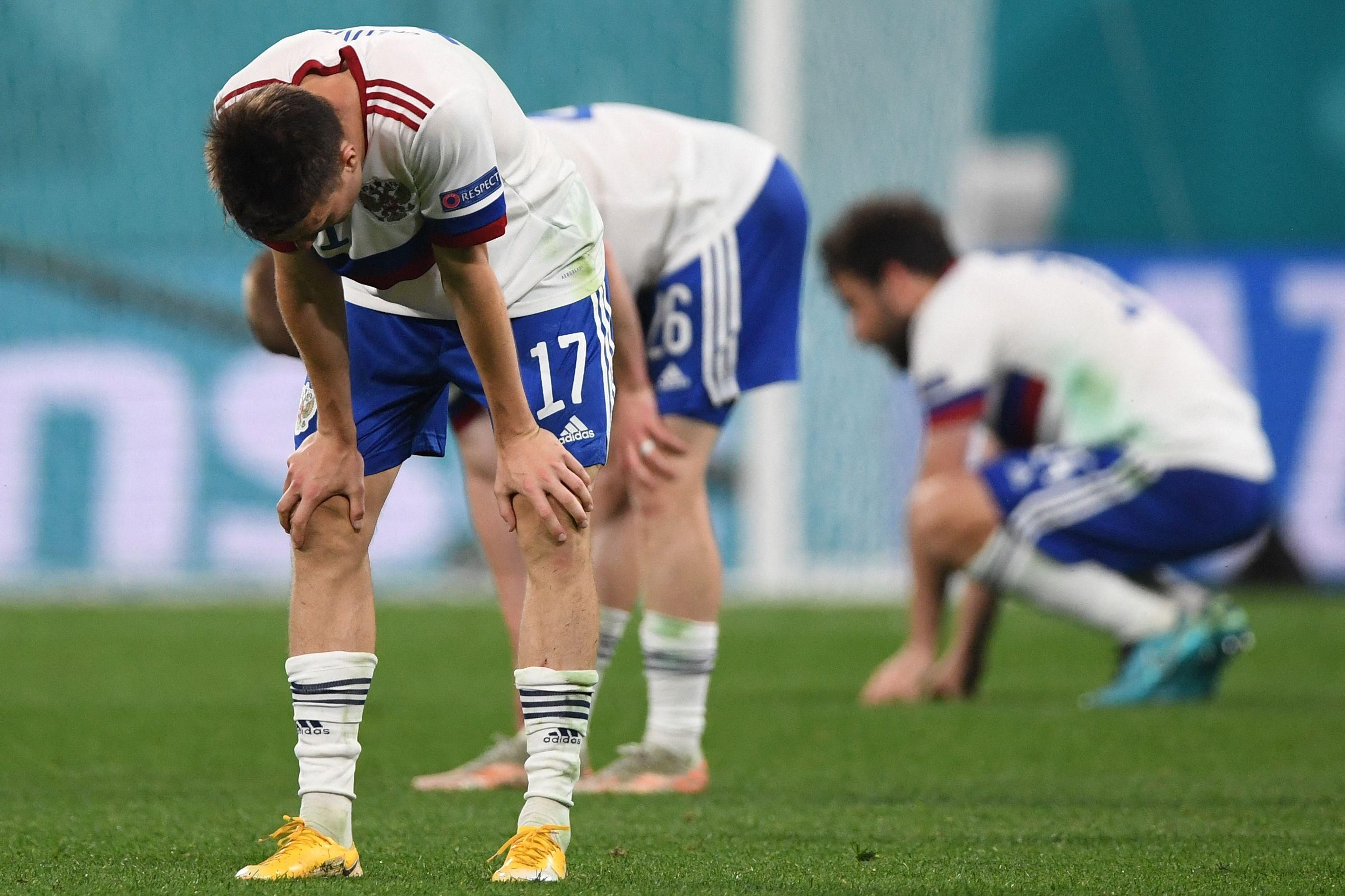 Дайджест ігрового дня на Євро-2020: нічия Швейцарії, жах Еріксена, безпомічність Росії – відео  Дайджест ігрового дня на Євро-2020: нічия Швейцарії, жах Еріксена, безпомічність Росії – відео