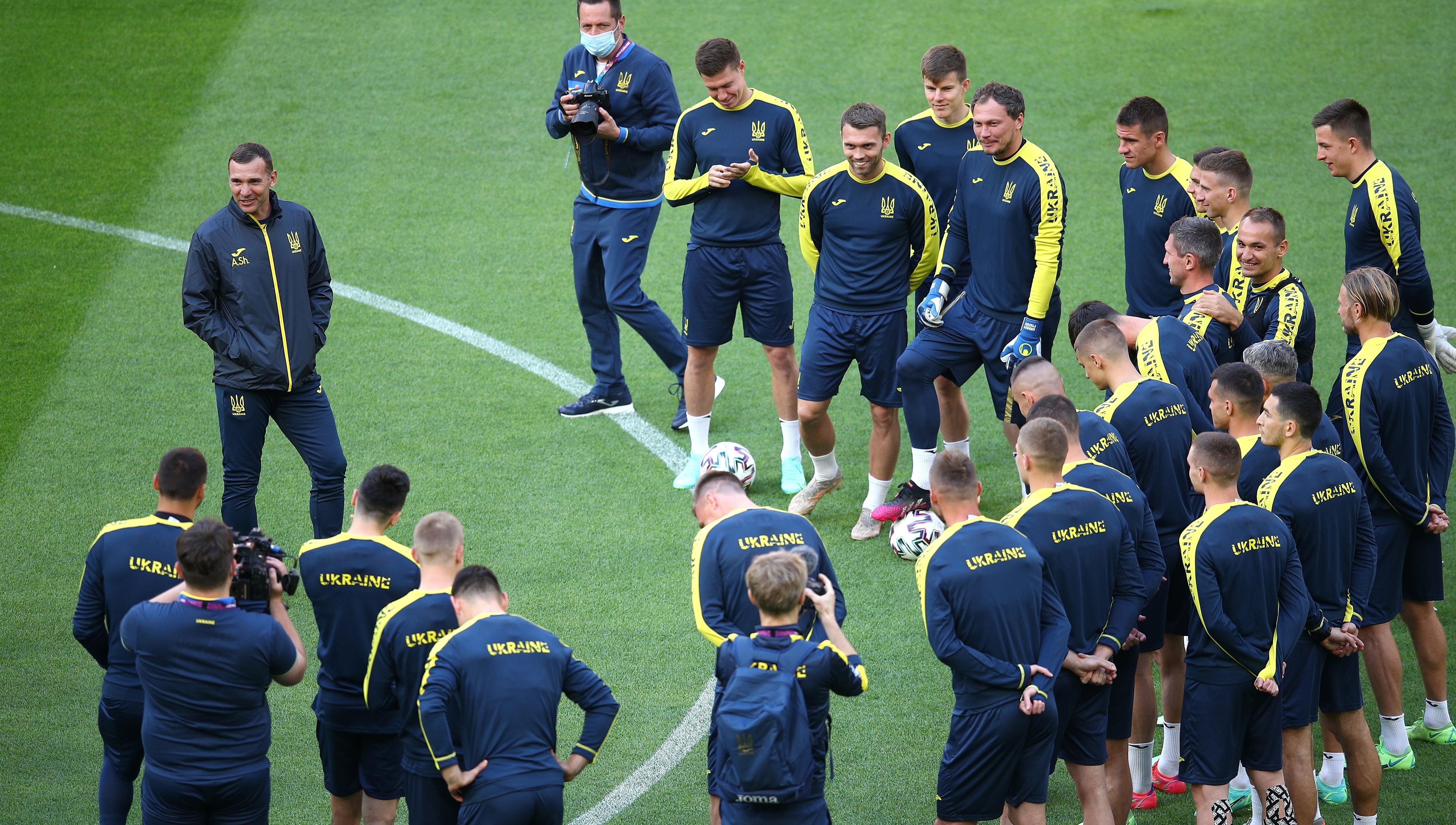 Украина объявила заявку на матч с Нидерландами – снова без лидера Украина объявила заявку на матч с Нидерландами – снова без лидера