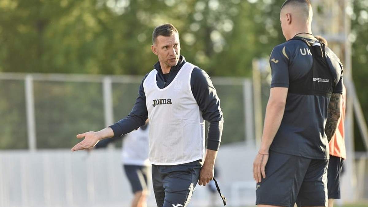 Потери в сборной: Шевченко сообщил неутешительные новости перед важным матчем с Австрией Потери в сборной: Шевченко сообщил неутешительные новости перед важным матчем с Австрией