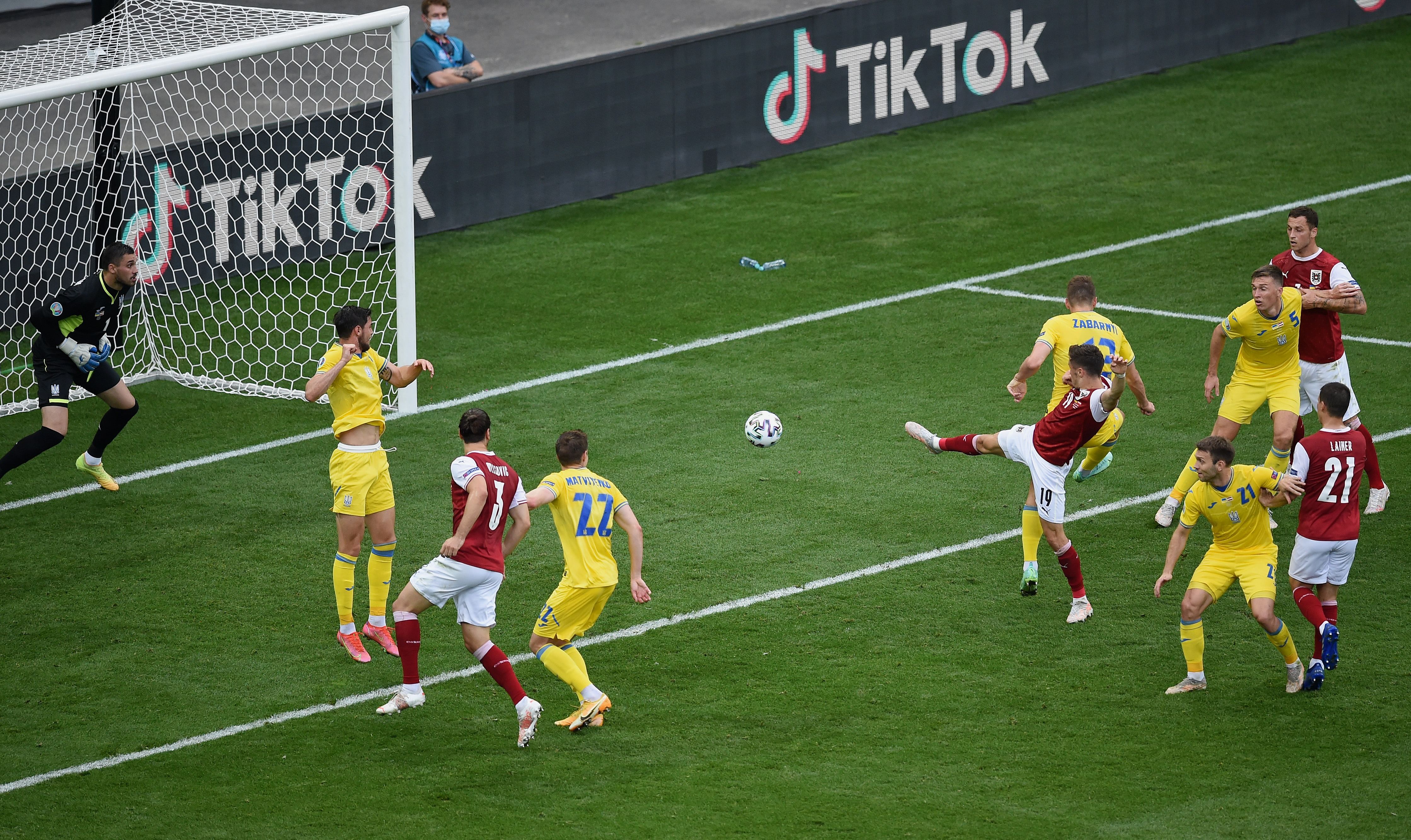 Україна – Австрія: Баумгартнер відкриває рахунок після подачі кутового – відео Україна – Австрія: Баумгартнер відкриває рахунок після подачі кутового – відео