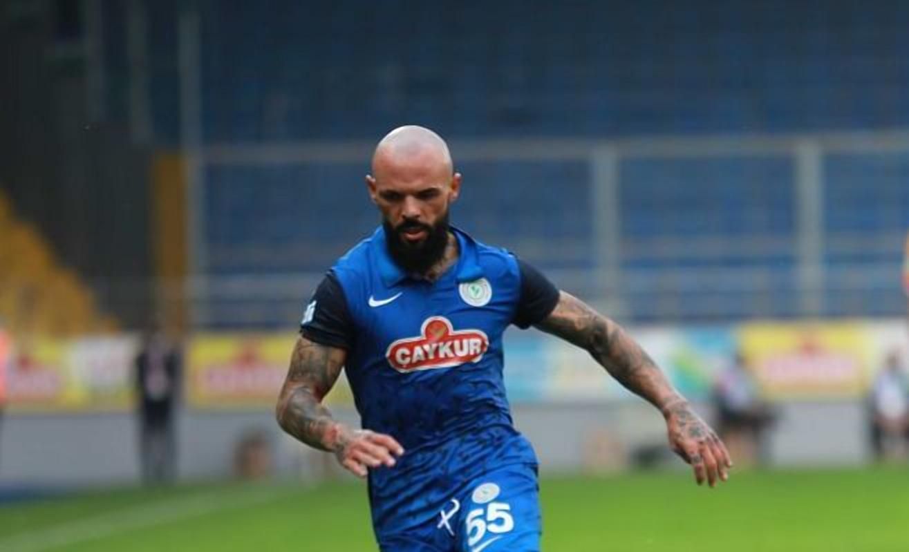 Бывшая звезда Динамо Морозюк покинул турецкий Ризеспор Бывшая звезда Динамо Морозюк покинул турецкий Ризеспор