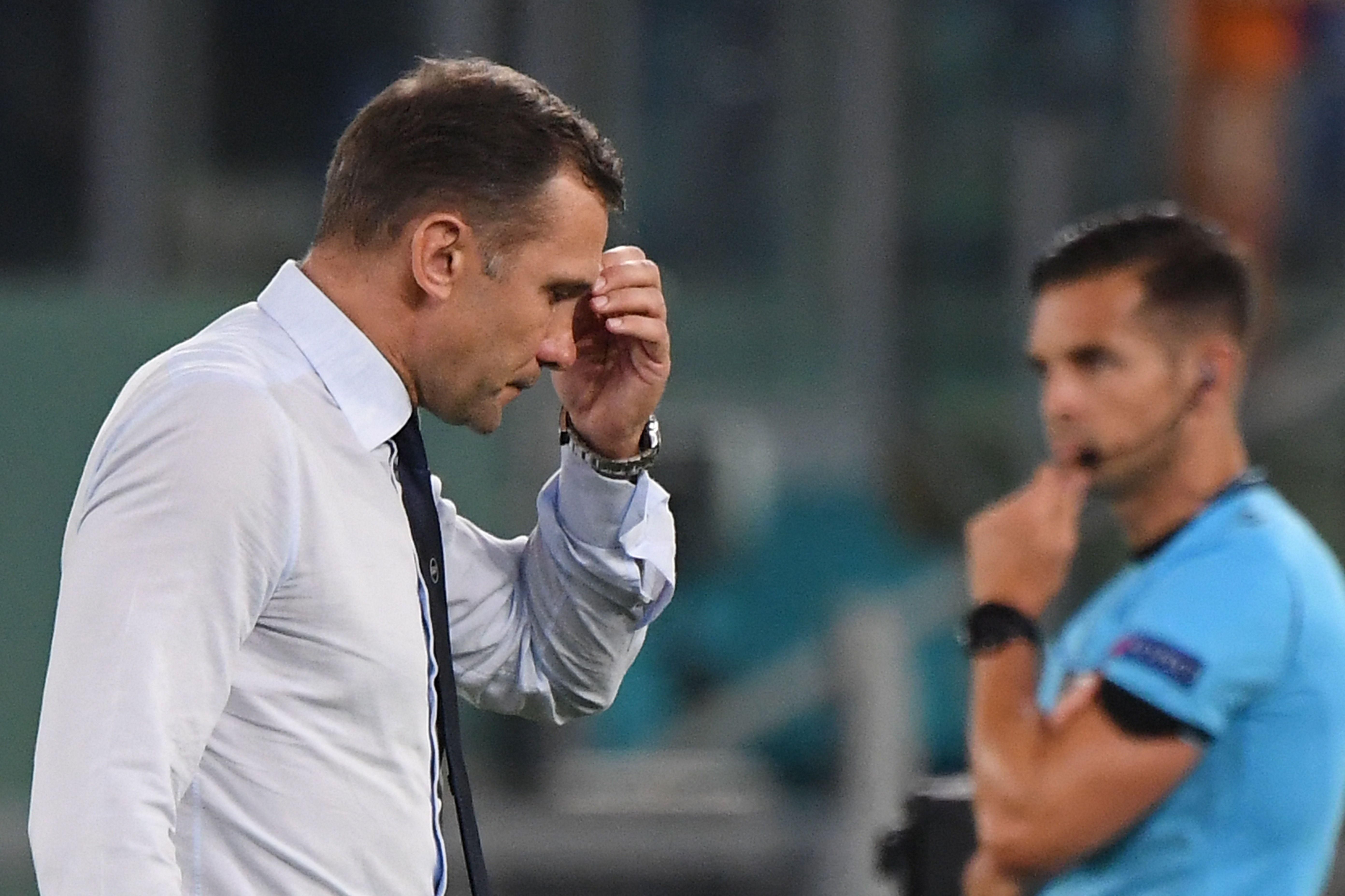 Разочарование Шевченко игрой сборной Украины стало мемом: фотофакт Разочарование Шевченко игрой сборной Украины стало мемом: фотофакт