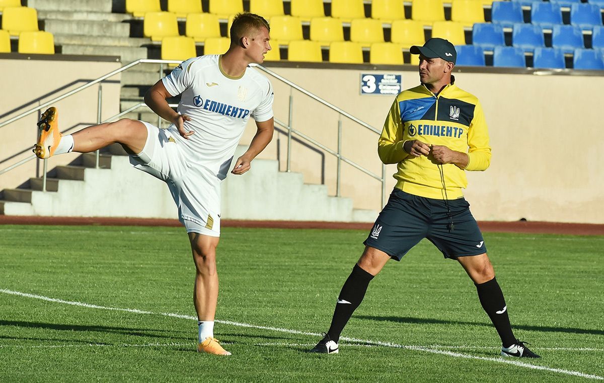 Фейл року: Супряга, якого вже майже купила Дженоа, травмувався у спарингу за Динамо Фейл року: Супряга, якого вже майже купила Дженоа, травмувався у спарингу за Динамо