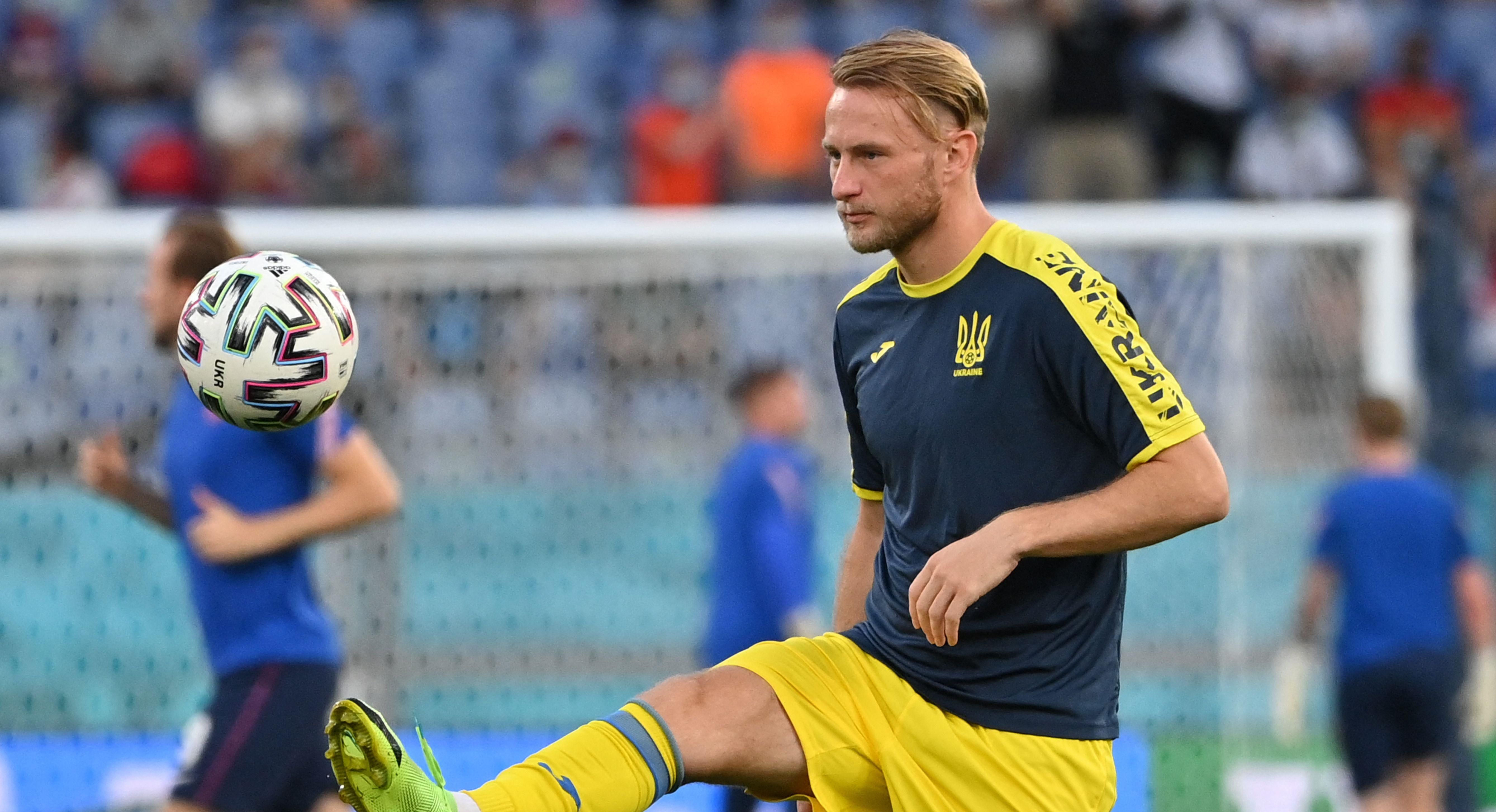 Безус должен работать над своей формой, – тренер Гента о состоянии украинца после Евро-2020 - Сборная Безус должен работать над своей формой, – тренер Гента о состоянии украинца после Евро-2020 - Сборная