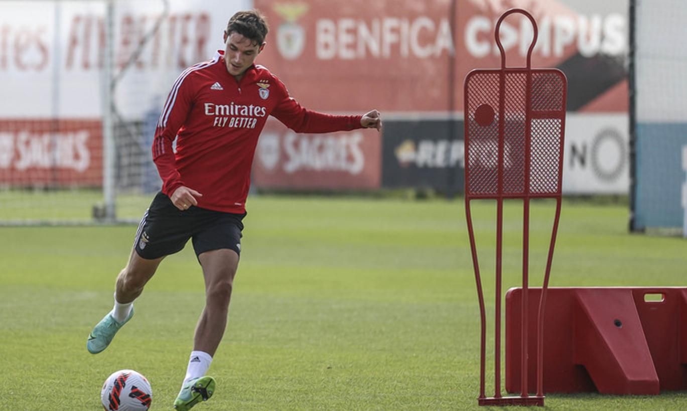 Надо найти свое место, – тренер Бенфики Жезуш рассказал, чего ждет от Яремчука - Сборная Надо найти свое место, – тренер Бенфики Жезуш рассказал, чего ждет от Яремчука - Сборная