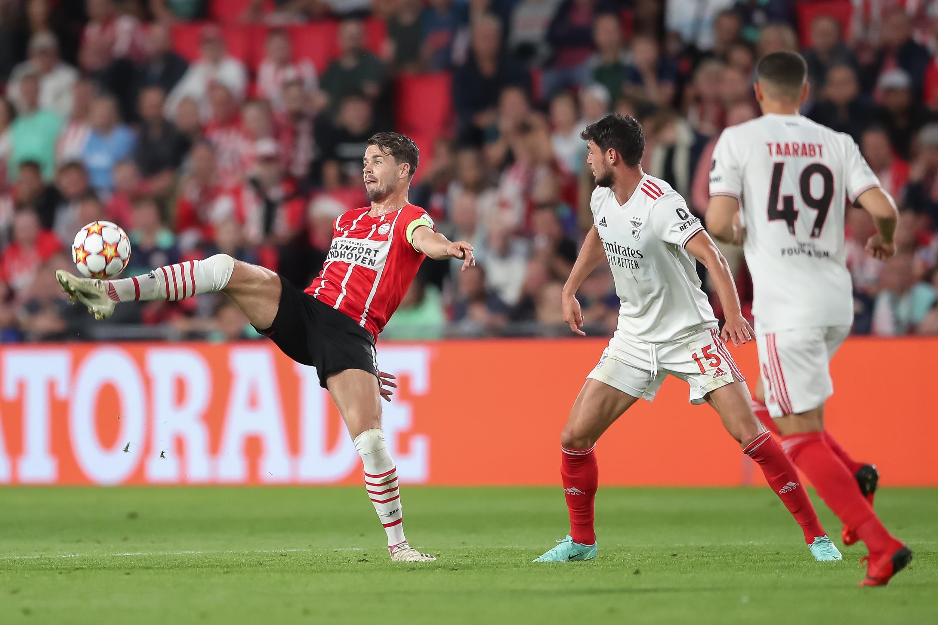 Яремчук виходить в групу ЛЧ, Ференцварош страждає без Реброва, драма Пластуна - Збірна Яремчук виходить в групу ЛЧ, Ференцварош страждає без Реброва, драма Пластуна - Збірна