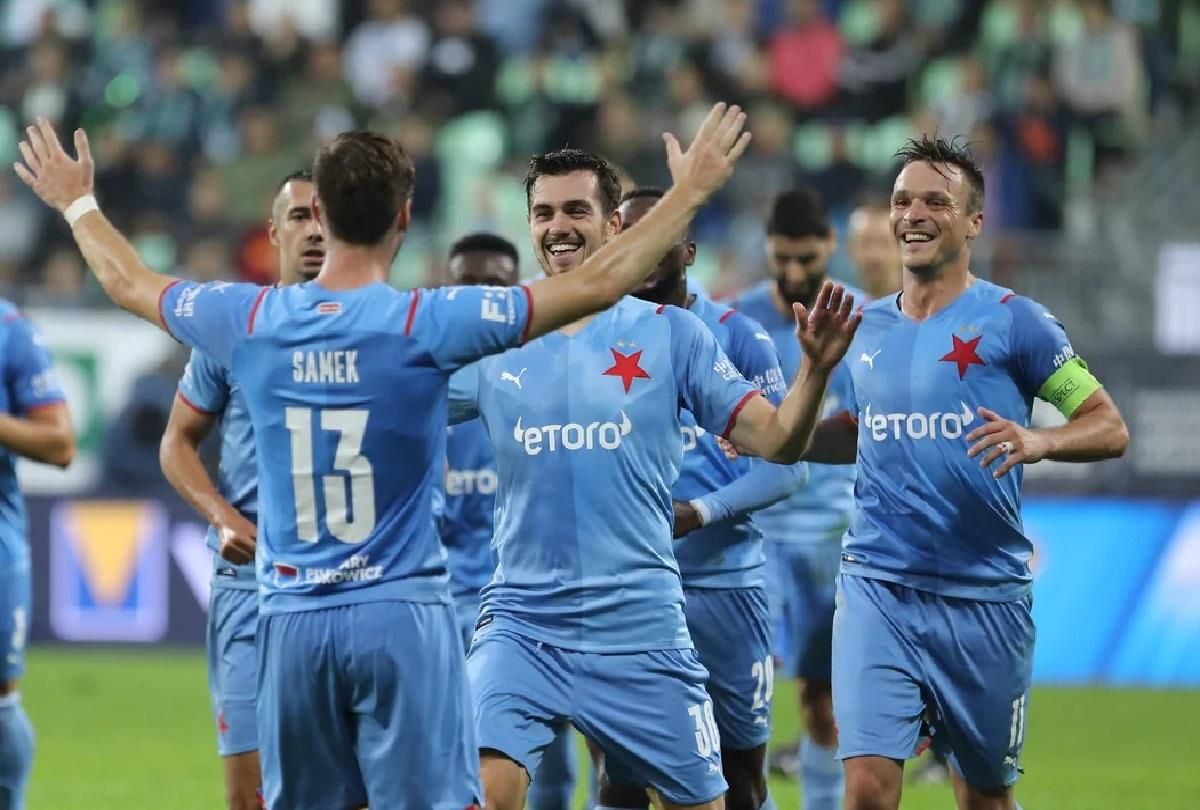 Качараба принял участие в невероятном матче и отметился роскошным голом перед поездкой в сборную - Сборная Качараба принял участие в невероятном матче и отметился роскошным голом перед поездкой в сборную - Сборная