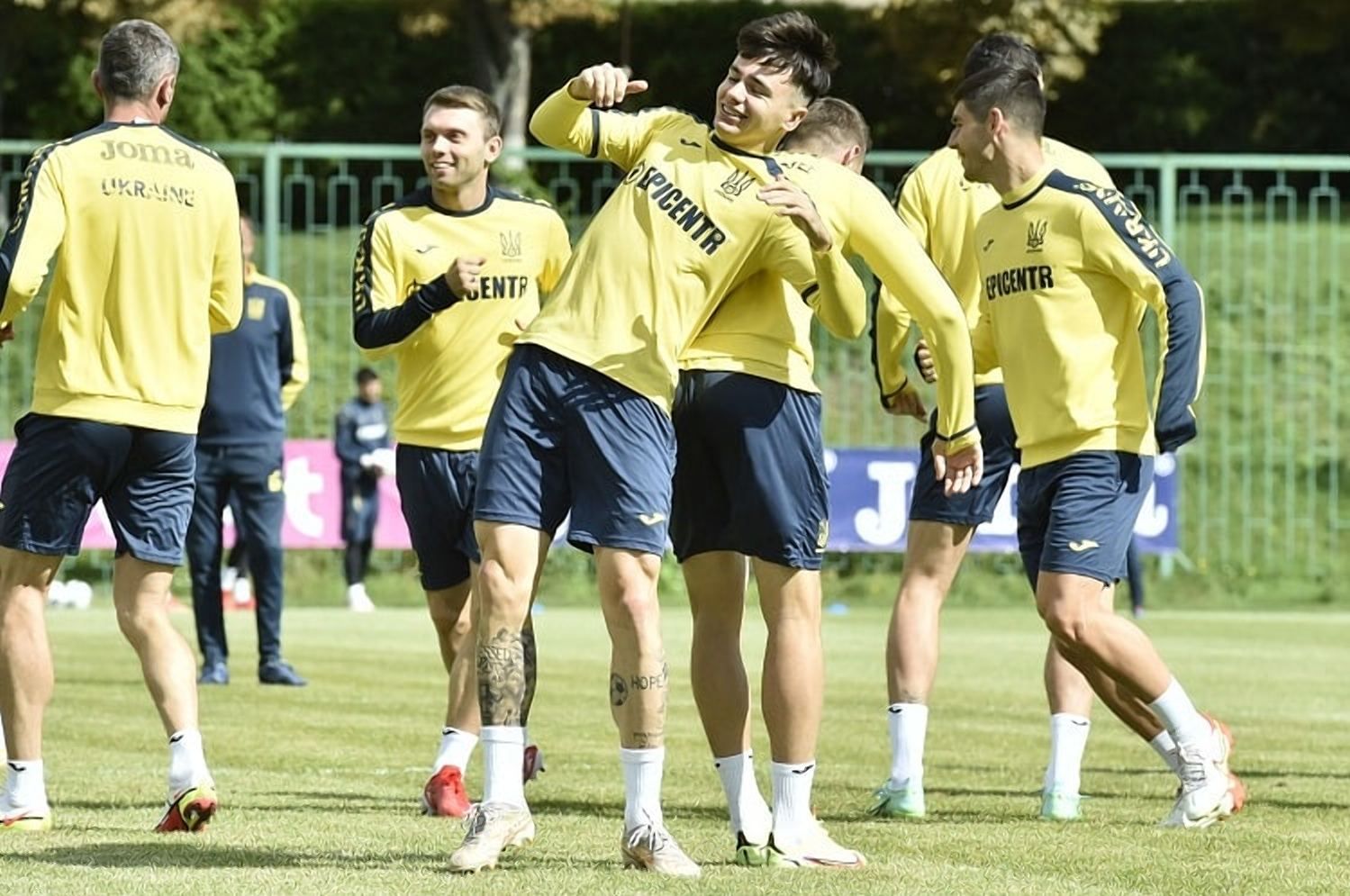 Украина – Франция: команды договорились о форме на матч - Сборная Украина – Франция: команды договорились о форме на матч - Сборная