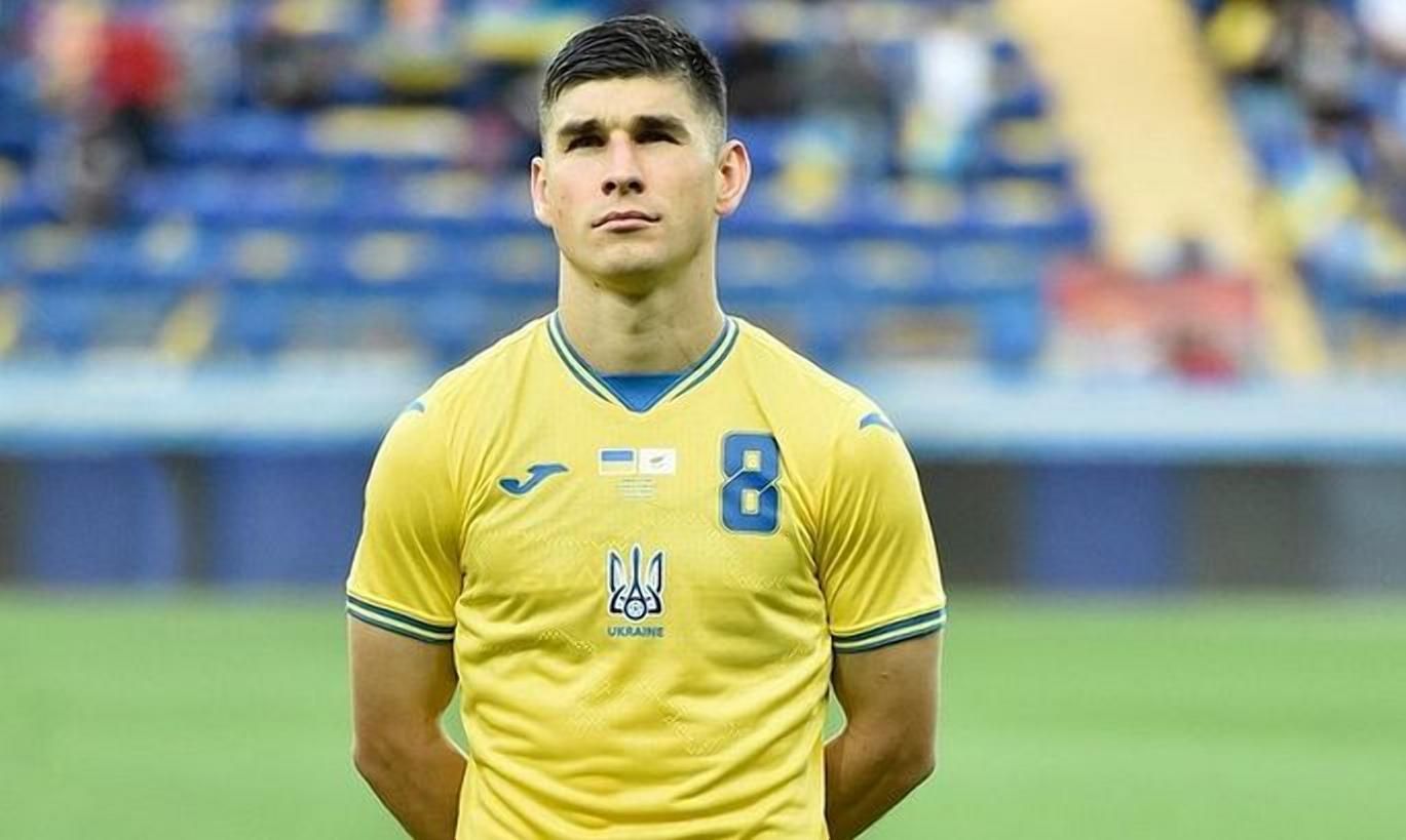Маліновський покинув збірну за своїм бажанням: Петраков розповів про образу футболіста - Збірна Маліновський покинув збірну за своїм бажанням: Петраков розповів про образу футболіста - Збірна
