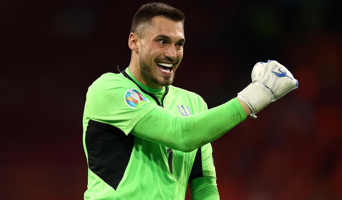 Бущан повертається: Петраков довикликав голкіпера Динамо на жовтневі матчі збірної - Збірна Бущан повертається: Петраков довикликав голкіпера Динамо на жовтневі матчі збірної - Збірна