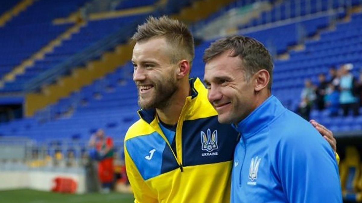 Шевченко и Ярмоленко болели за Усика в Англии: фото легенд с новым чемпионом - Сборная Шевченко и Ярмоленко болели за Усика в Англии: фото легенд с новым чемпионом - Сборная