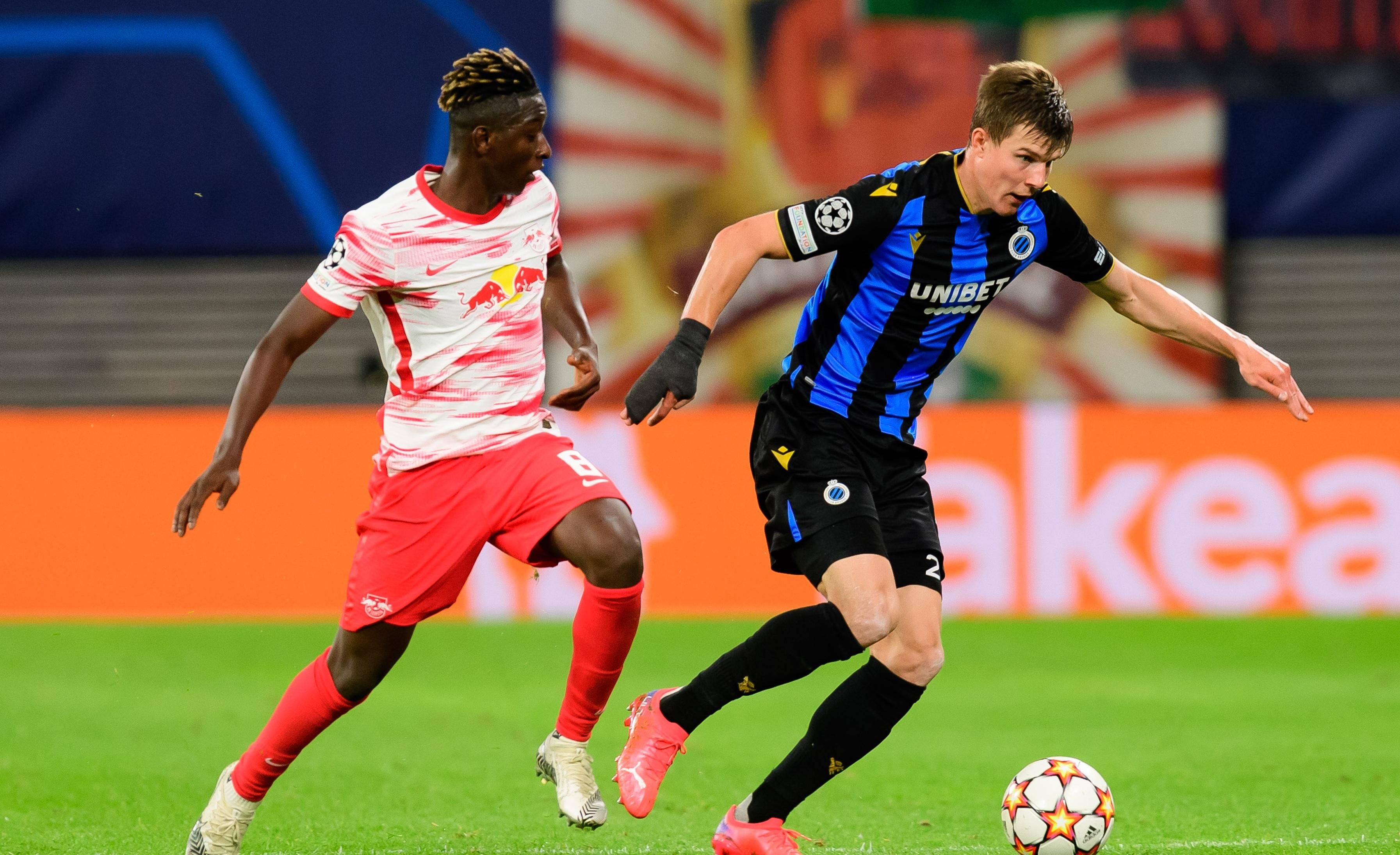 Андерлехт и Брюгге поделили очки: неудачный матч для Соболя - Сборная Андерлехт и Брюгге поделили очки: неудачный матч для Соболя - Сборная