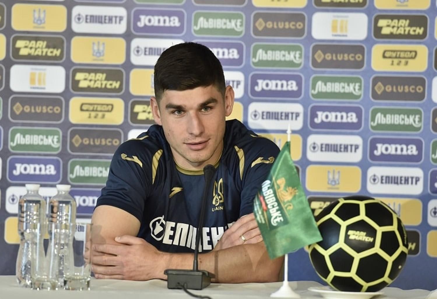 Ставити ультиматум та диктувати умови – неправильно, – Маліновському "прилетіло" від Федецького - 7 октября 2021 - Сборная Ставити ультиматум та диктувати умови – неправильно, – Маліновському "прилетіло" від Федецького - 7 октября 2021 - Сборная