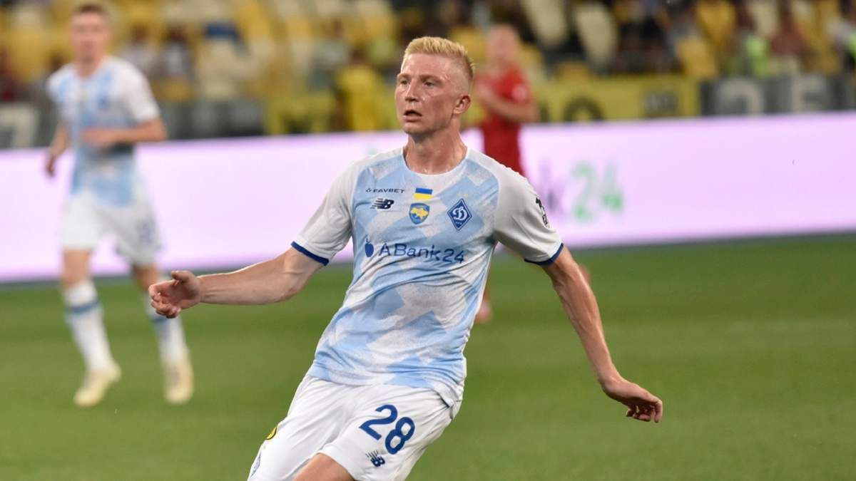 Коронавірус серйозно підкосив Кулача: форвард Динамо зможе грати аж у наступному році - 22 октября 2021 - Сборная Коронавірус серйозно підкосив Кулача: форвард Динамо зможе грати аж у наступному році - 22 октября 2021 - Сборная