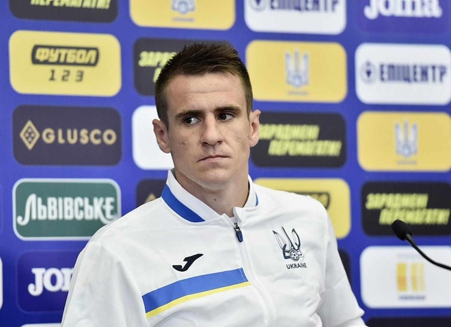 Перша, друга, третя, – Бєсєдін розповів, куди витрачає зароблені футболом гроші - Збірна Перша, друга, третя, – Бєсєдін розповів, куди витрачає зароблені футболом гроші - Збірна