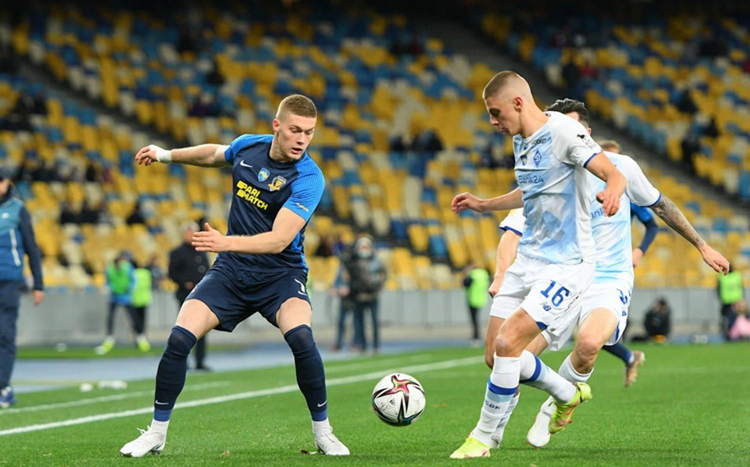 СК Дніпро-1 готовий до продажу талановитого Довбика – є одна умова - Збірна СК Дніпро-1 готовий до продажу талановитого Довбика – є одна умова - Збірна