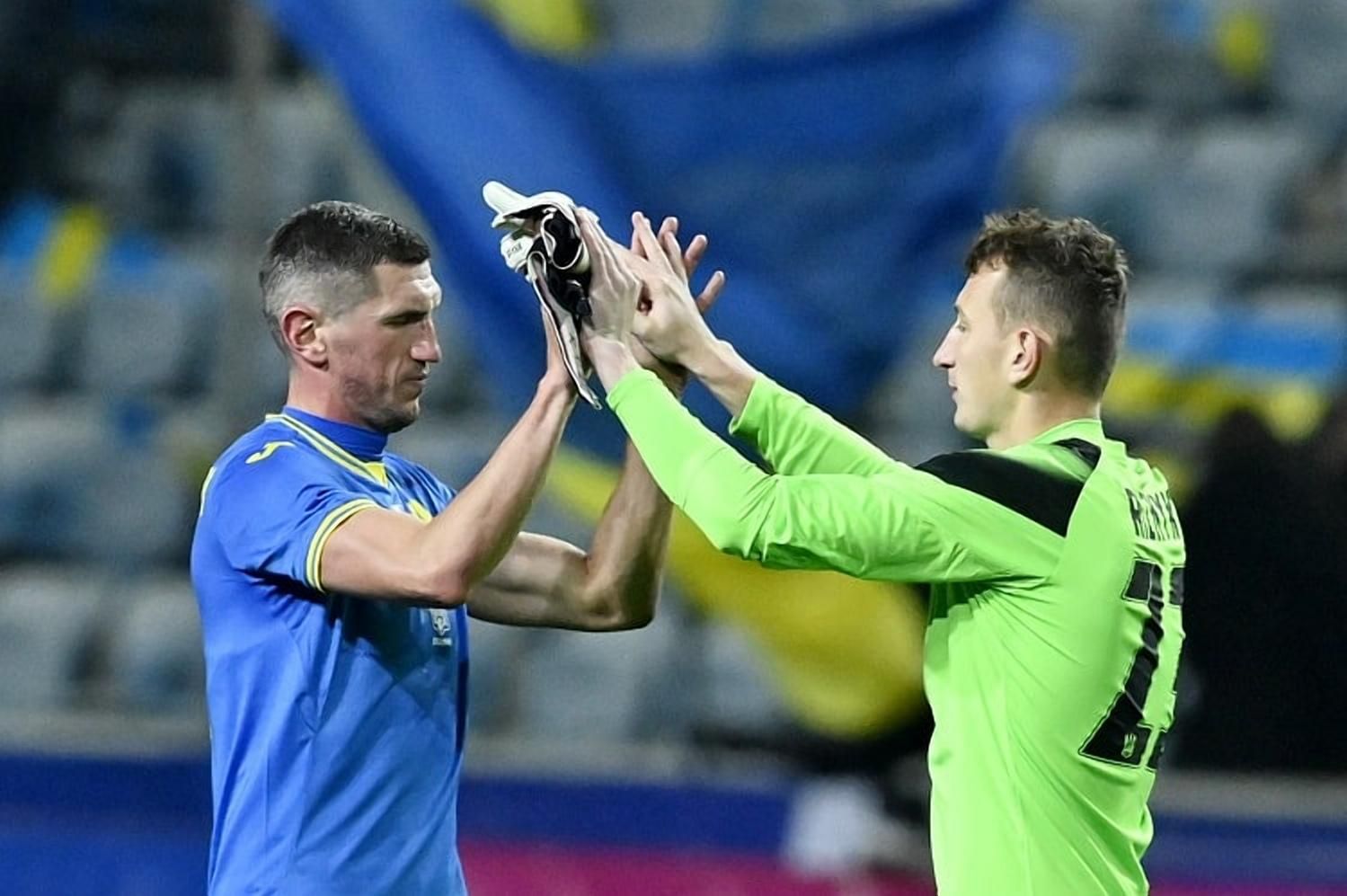 Покричи на них, разбуди, – как Пятов давал наставления дебютанту сборной Ризныку - Сборная Покричи на них, разбуди, – как Пятов давал наставления дебютанту сборной Ризныку - Сборная