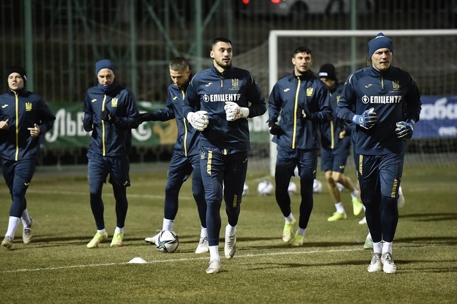 Все было на автомате, – Бущан не удивляется своему фантастическому сейву - Сборная Все было на автомате, – Бущан не удивляется своему фантастическому сейву - Сборная