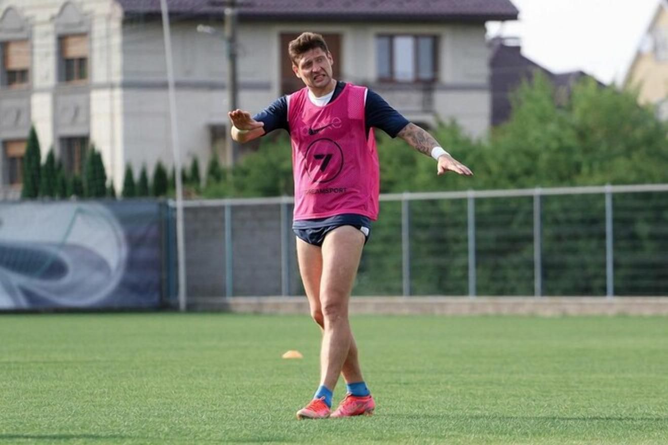 Селезньов може переплисти Дніпро – він уклав бомбардирське парі - Збірна Селезньов може переплисти Дніпро – він уклав бомбардирське парі - Збірна