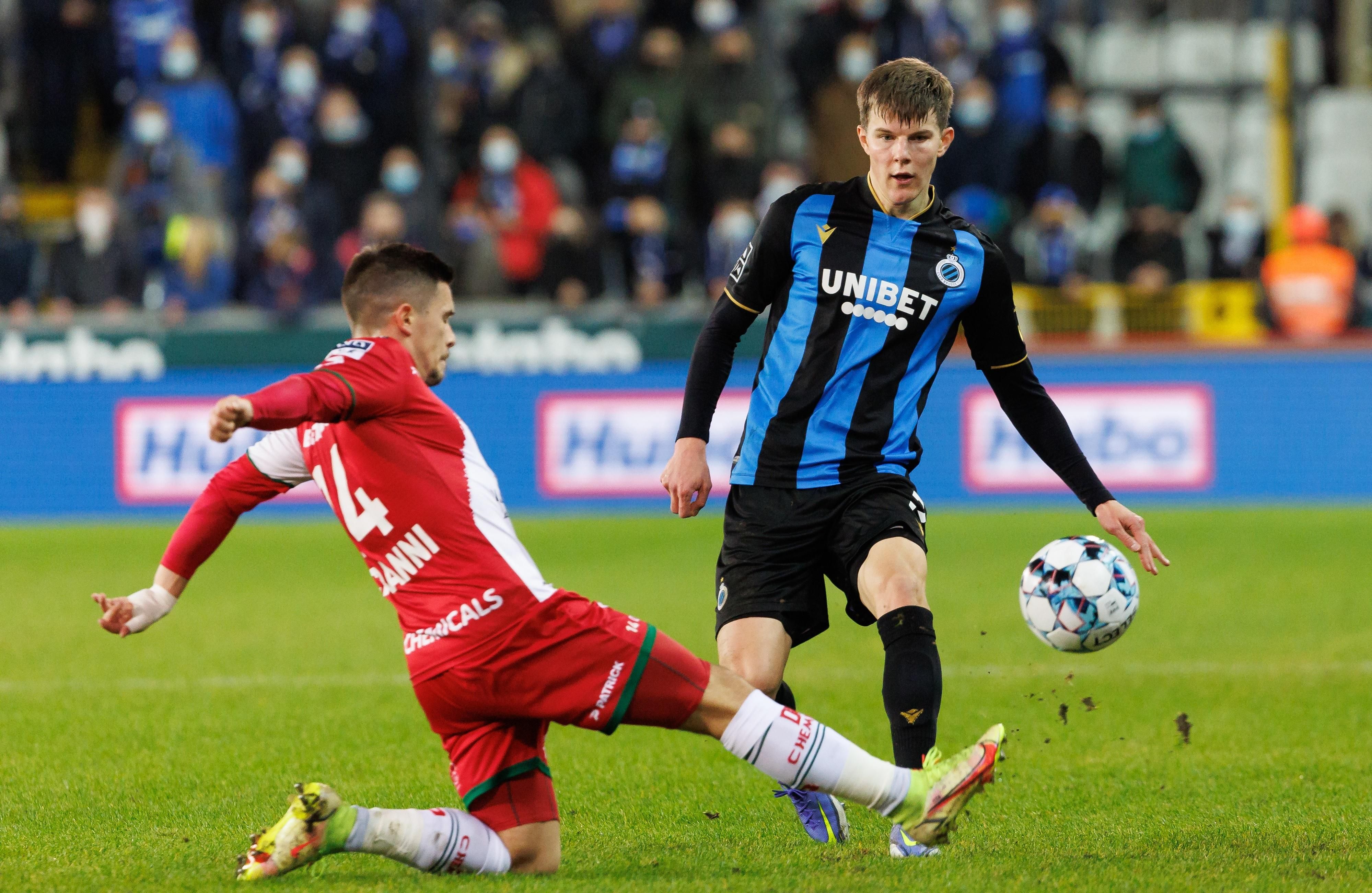 Брюгге продовжує гонитву за лідером: Соболь посприяв черговій перемозі своєї команди - Збірна Брюгге продовжує гонитву за лідером: Соболь посприяв черговій перемозі своєї команди - Збірна