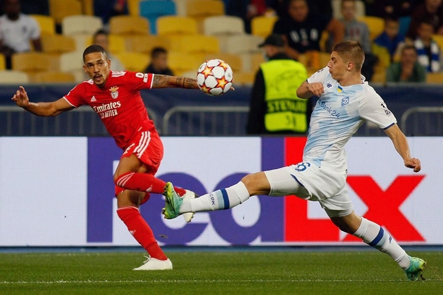 Дружба Суркиса с российским олигархом: известны подробности перехода Мыколенко в Эвертон - Сборная Дружба Суркиса с российским олигархом: известны подробности перехода Мыколенко в Эвертон - Сборная