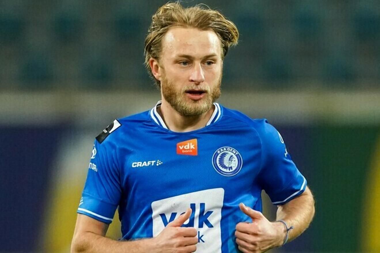 В новий рік з новим стилем – хавбек збірної Безус кардинально змінив імідж - Збірна В новий рік з новим стилем – хавбек збірної Безус кардинально змінив імідж - Збірна