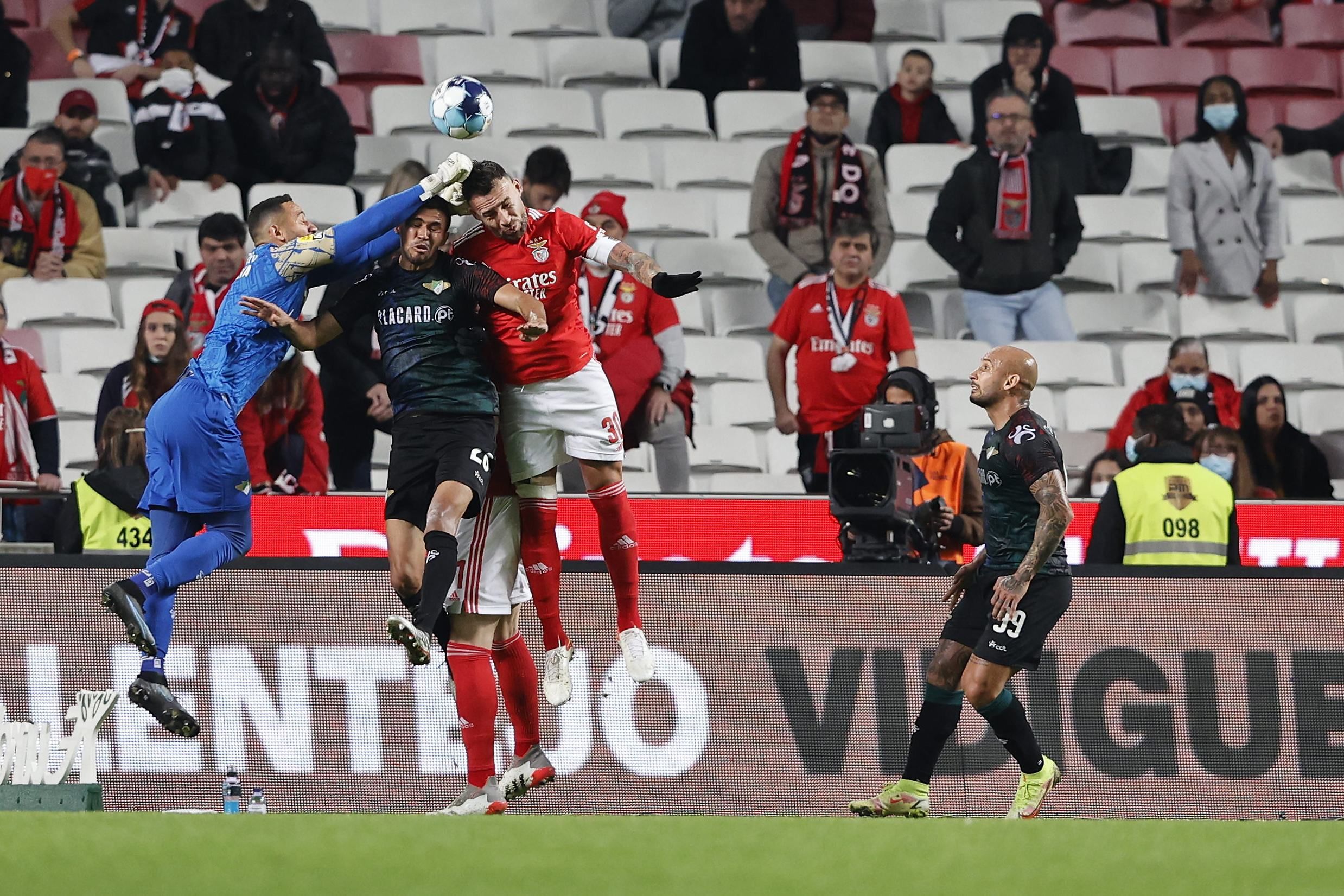 Бенфіка проти Морейренсе Бенфіка проти Морейренсе