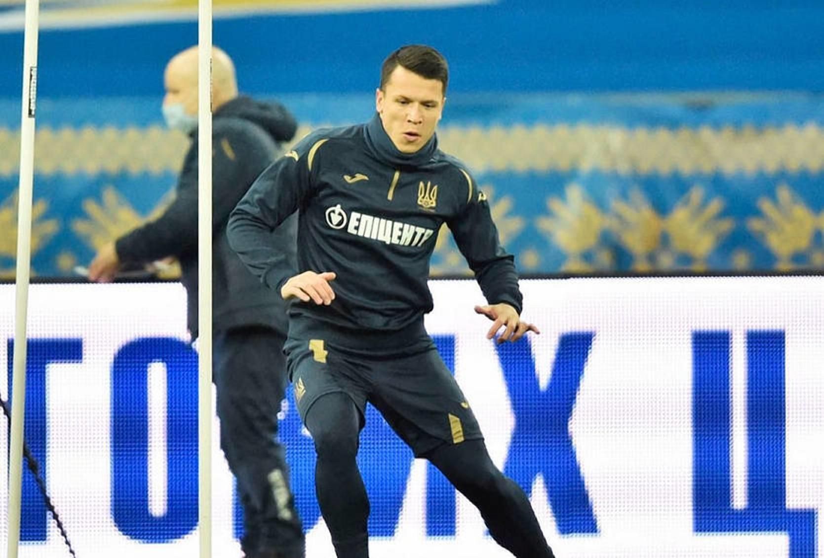 Коноплянка полетів до Польщі на переговори з Краковією – зірка підготував "план Б" - Збірна Коноплянка полетів до Польщі на переговори з Краковією – зірка підготував "план Б" - Збірна