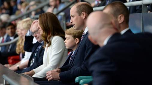 Он – это вся Англия: реакция маленького принца Джорджа на проигрыш сборной подорвала сеть